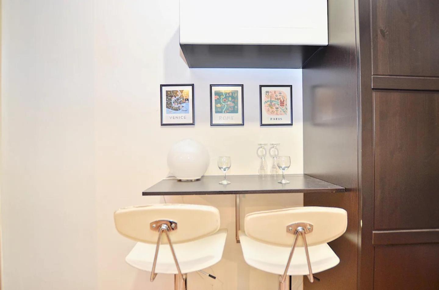 Stylish Urban Loft Downtown Apartment Montreal Exterior photo