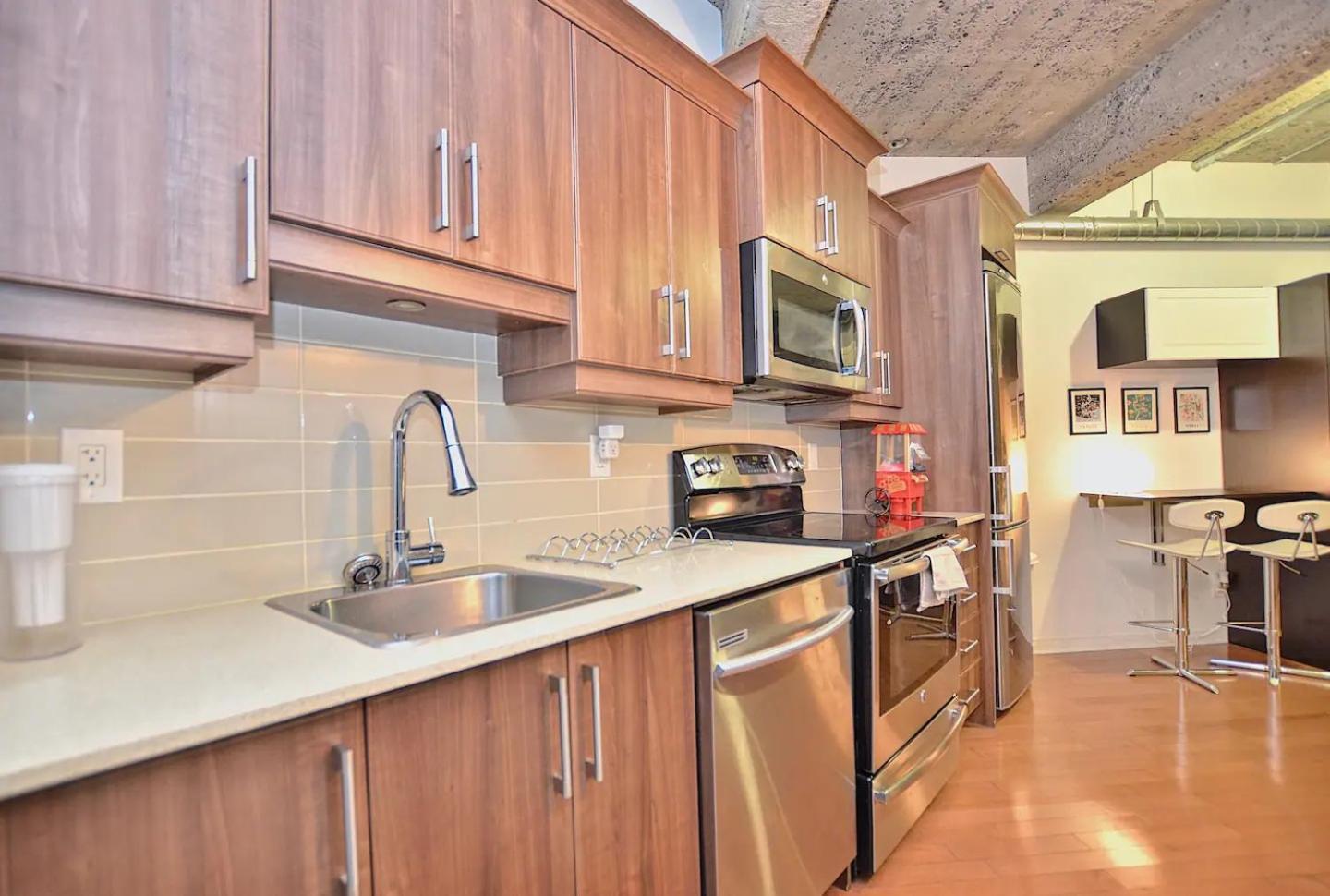 Stylish Urban Loft Downtown Apartment Montreal Exterior photo